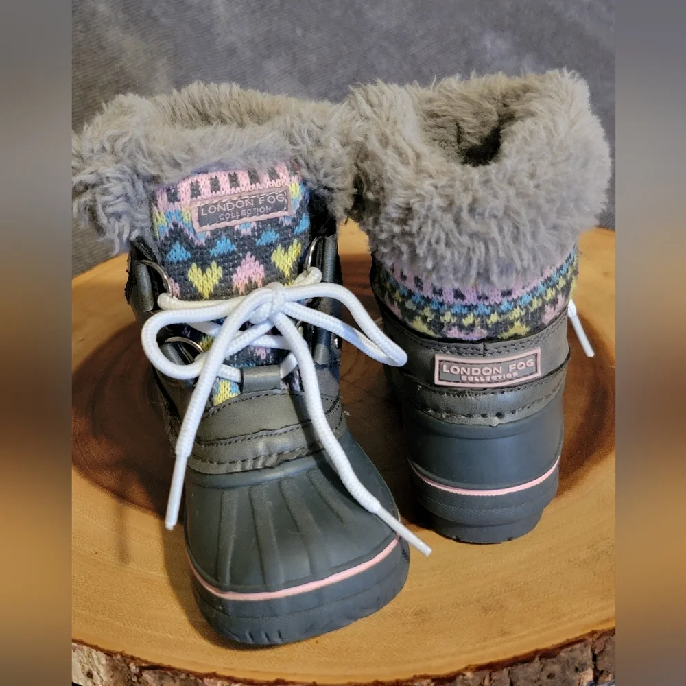 London Fog Gray Fur-Lined Boots with Knit Accents Baby/ Toddler Size 6 NICE
